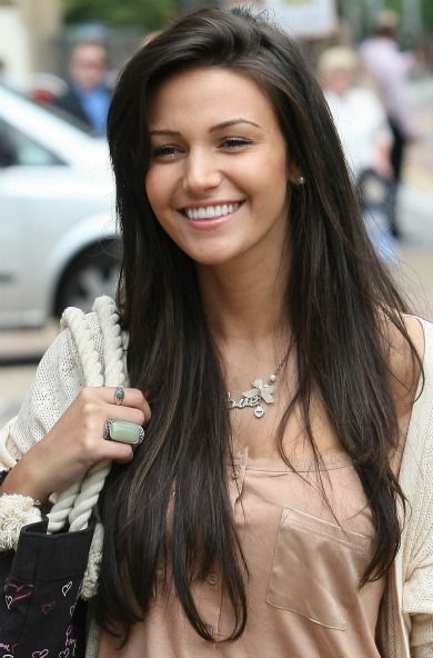 michellekeegan cheveux, coiffure michelle keegan,